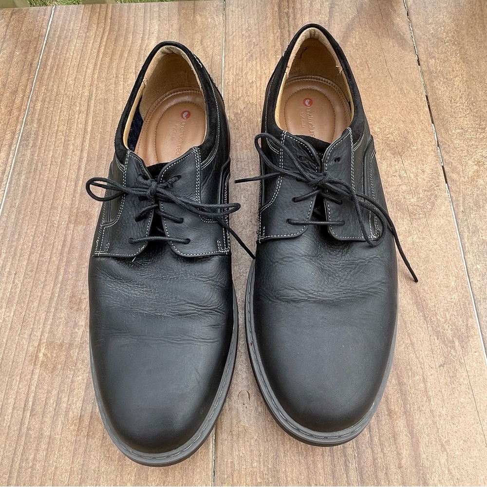 Clarks Unstructured Black Leather Men's Oxfords